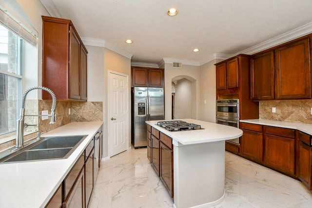 2007 Tall Timbers Lane, Pearland, TX 77581