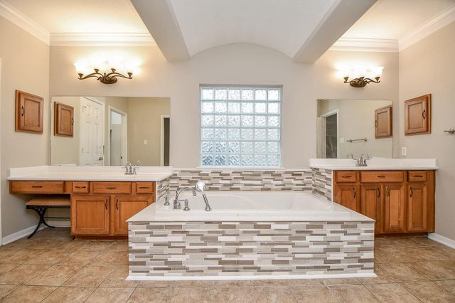 2007 Tall Timbers Lane, Pearland, TX 77581