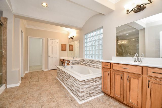 2007 Tall Timbers Lane, Pearland, TX 77581