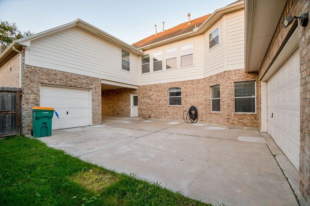 2007 Tall Timbers Lane, Pearland, TX 77581