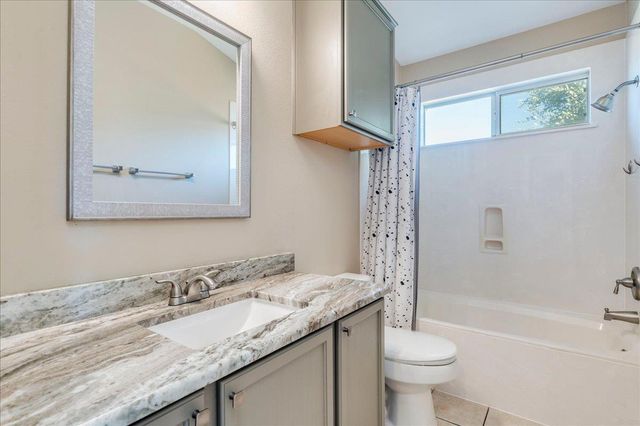 213 Polo Pony, Liberty Hill, TX 78642