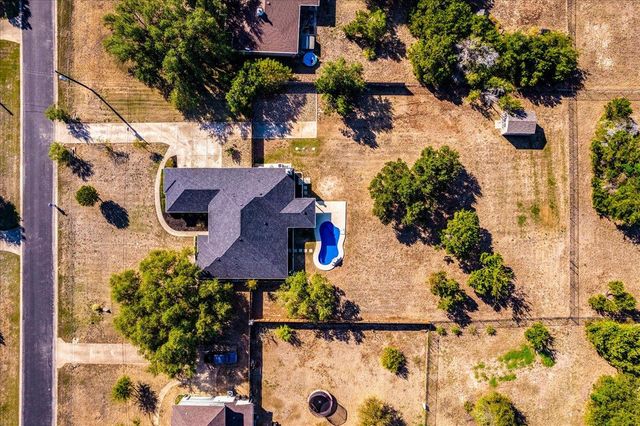 213 Polo Pony, Liberty Hill, TX 78642