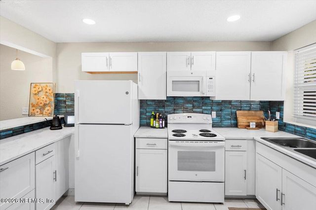 5368 ROYCE Avenue, Jacksonville, FL 32205