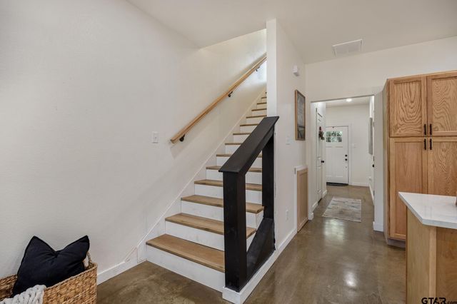 13366 Garden Lake Rd, Tyler, TX 75703