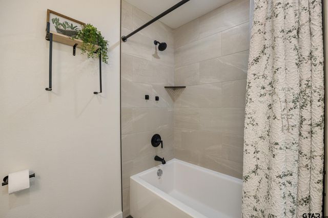 13366 Garden Lake Rd, Tyler, TX 75703