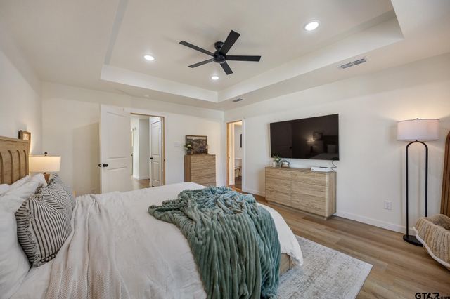 13366 Garden Lake Rd, Tyler, TX 75703