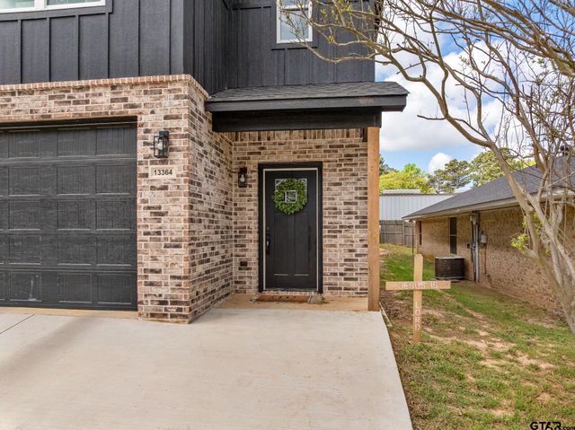 13366 Garden Lake Rd, Tyler, TX 75703