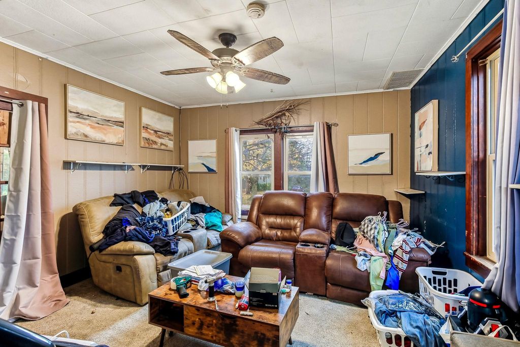 634 W Main Street, Ellsworth, WI 54011 — photo 3