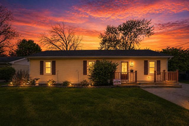 427 S East Street, Crown Point, IN 46307