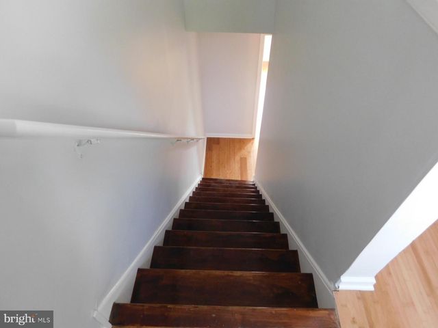 2943 W DIAMOND ST, Philadelphia, PA 19121