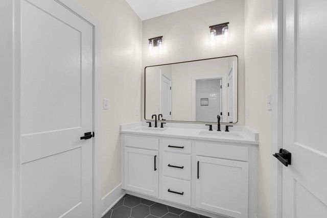 9635 Switch Grass Lane, St. John, IN 46373