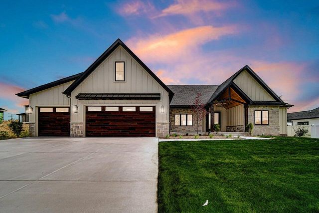 9635 Switch Grass Lane, St. John, IN 46373