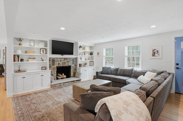 268 Pollard Road, Northbridge, MA 01534