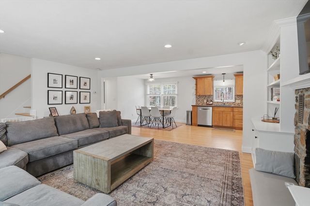 268 Pollard Road, Northbridge, MA 01534