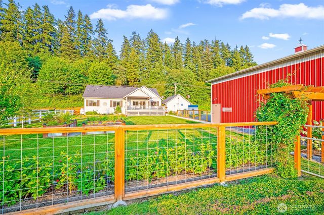 24200 Harvey Creek Rd, Arlington, WA 98223