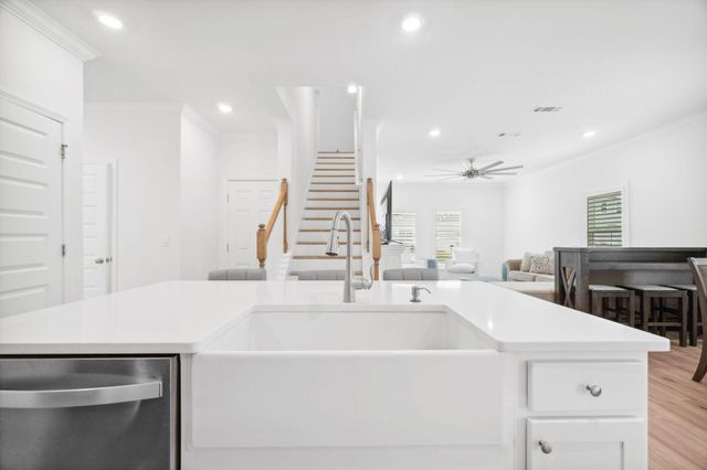 627 Las Roblas Grande Drive, Santa Rosa Beach, FL 32459