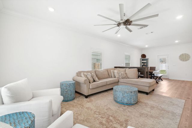 627 Las Roblas Grande Drive, Santa Rosa Beach, FL 32459