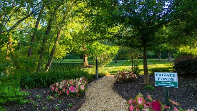 2415 Yellowood Court NW, Cleveland, TN 37312