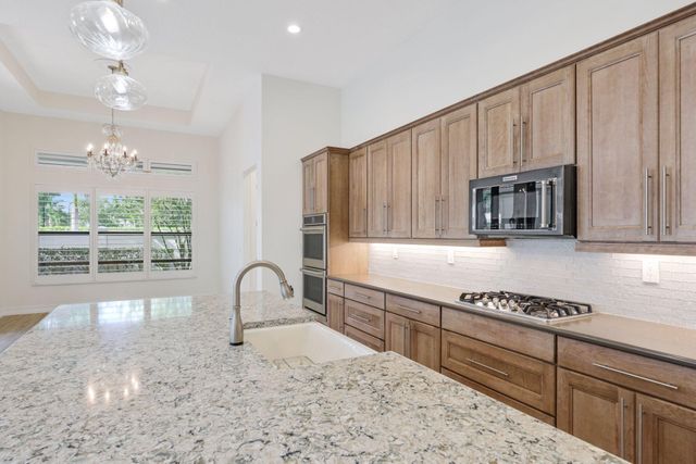 12100 Kalmar Circle S, Parkland, FL 33076