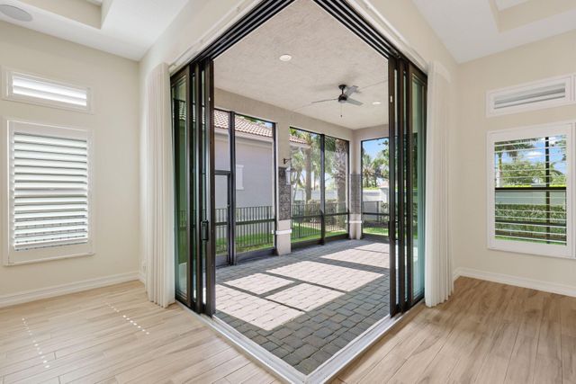 12100 Kalmar Circle S, Parkland, FL 33076