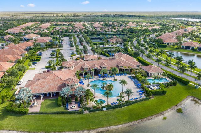 12100 Kalmar Circle S, Parkland, FL 33076