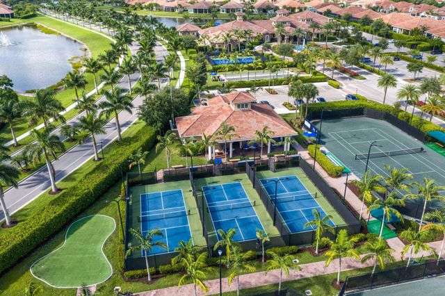 12100 Kalmar Circle S, Parkland, FL 33076