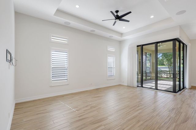 12100 Kalmar Circle S, Parkland, FL 33076