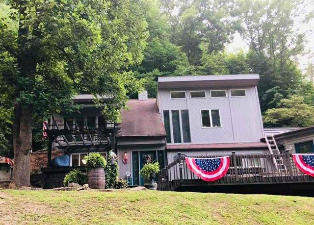 611 Blue River Branch Road, Prestonsburg, KY 41653