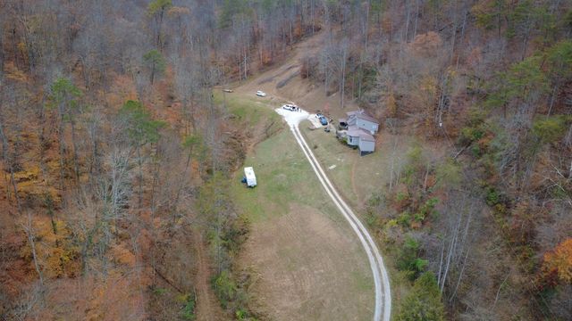 611 Blue River Branch Road, Prestonsburg, KY 41653