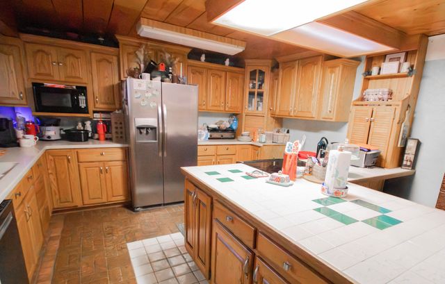 611 Blue River Branch Road, Prestonsburg, KY 41653