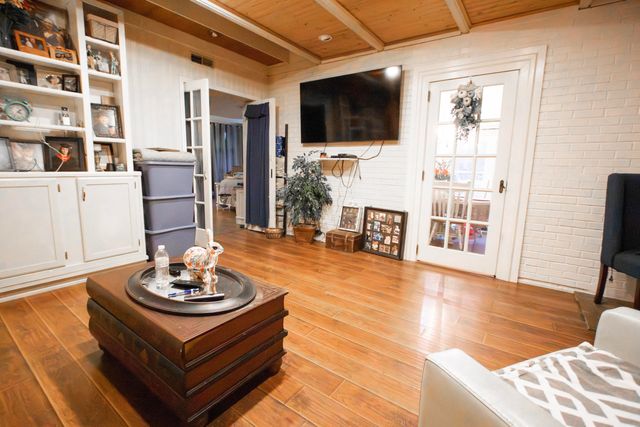 611 Blue River Branch Road, Prestonsburg, KY 41653