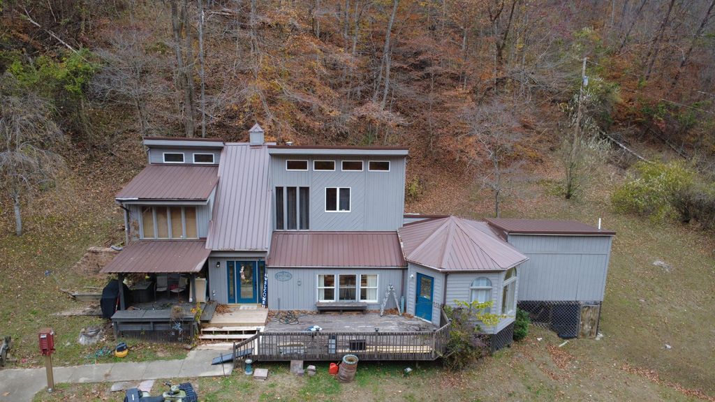 611 Blue River Branch Road, Prestonsburg, KY 41653