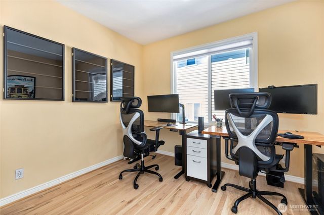 8012 NE 151st Court, Kenmore, WA 98028