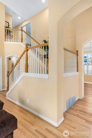 8012 NE 151st Court, Kenmore, WA 98028