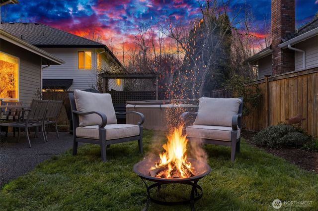 8012 NE 151st Court, Kenmore, WA 98028