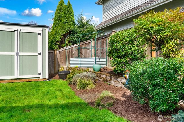 8012 NE 151st Court, Kenmore, WA 98028