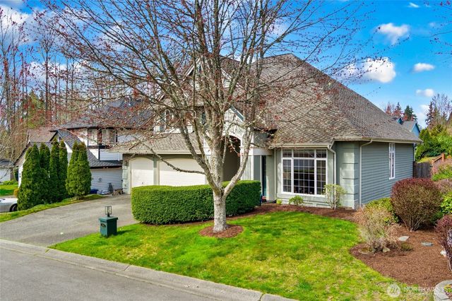8012 NE 151st Court, Kenmore, WA 98028