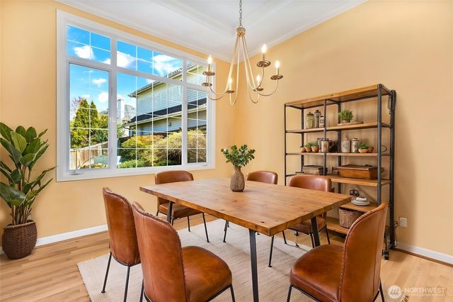 8012 NE 151st Court, Kenmore, WA 98028