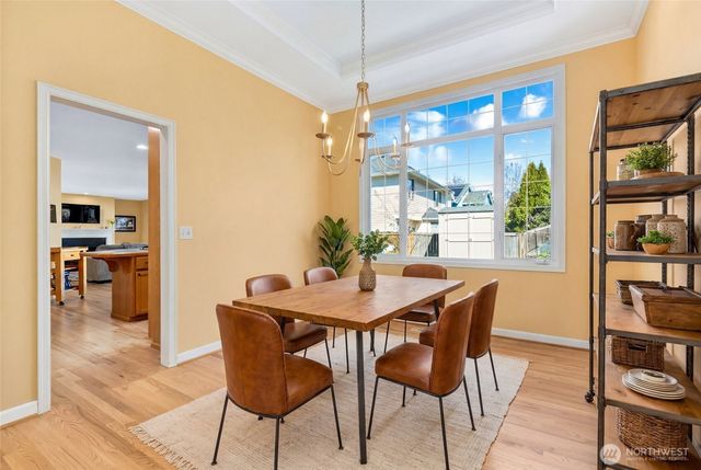 8012 NE 151st Court, Kenmore, WA 98028