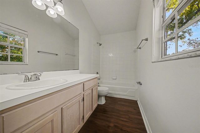 1054 ROYAL OAKS DRIVE, Apopka, FL 32703