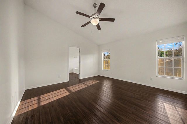 1054 ROYAL OAKS DRIVE, Apopka, FL 32703