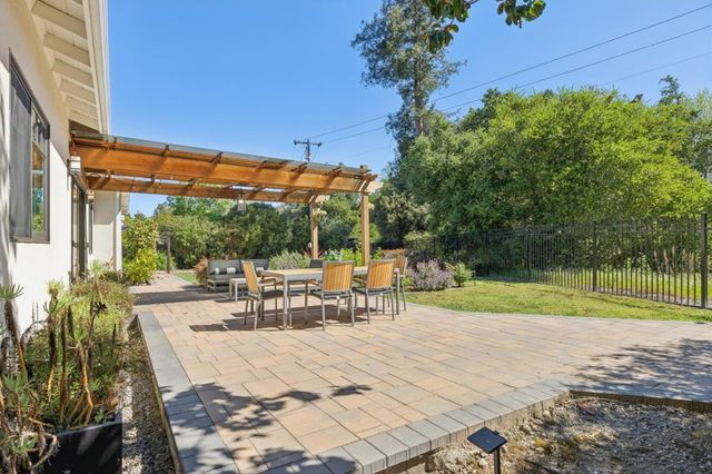 12534 Brookglen Drive, Saratoga, CA 95070