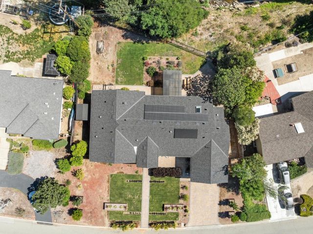 12534 Brookglen Drive, Saratoga, CA 95070