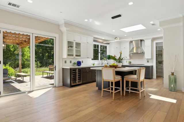 12534 Brookglen Drive, Saratoga, CA 95070