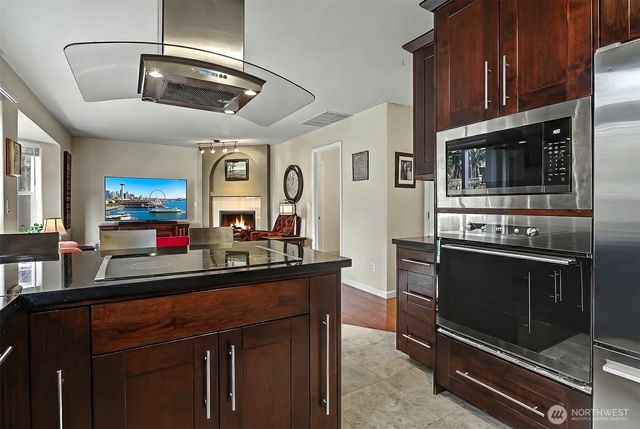 1226 S 35th Street, Renton, WA 98055