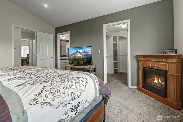 1226 S 35th Street, Renton, WA 98055