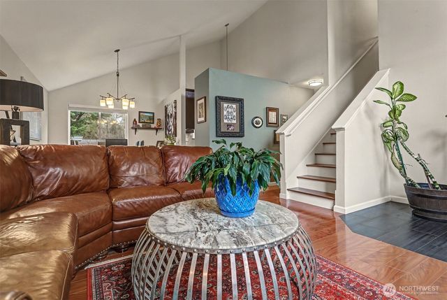 1226 S 35th Street, Renton, WA 98055