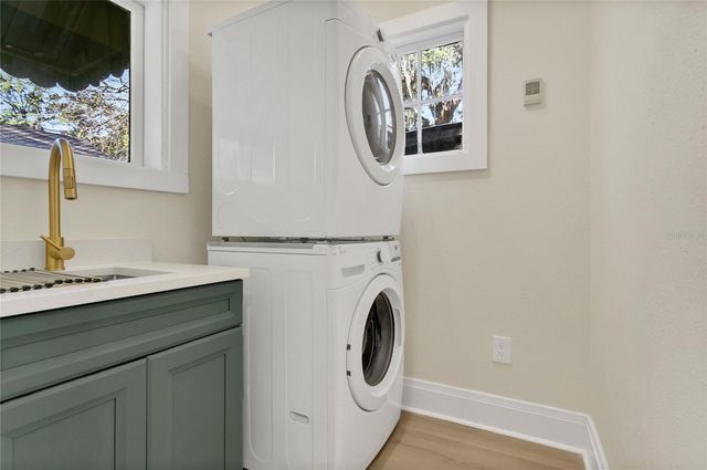 226 N ELLIOTT AVENUE, Sanford, FL 32771