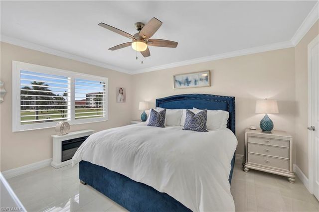 9 High Point CIR N 203, Naples, FL 34103