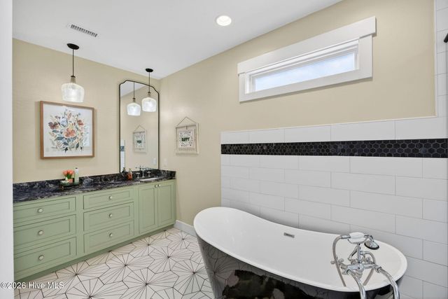 2706 Sea Vista Drive SW, Supply, NC 28462